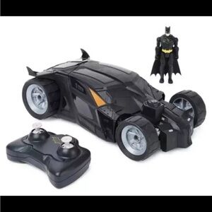 DC Comics Batmobile Remote Control R/C Vehicle /Batman Action Figure DAMAGED BOX